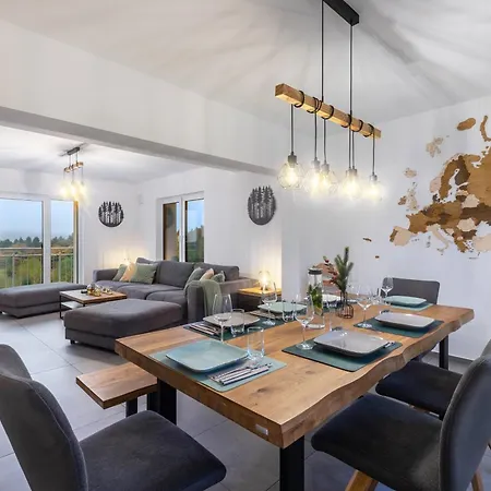 Wellnesshaus Am Wald Tatil Evi *