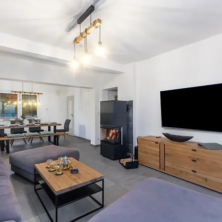 Tatil Evi Wellnesshaus Am Wald Winterberg