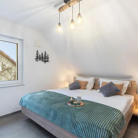 Wellnesshaus Am Wald Tatil Evi *